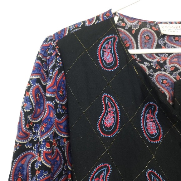 Vintage Passports for Pier1 Imports Quilted Chest Paisley Print Maxi Dre… - Picture 1 of 9